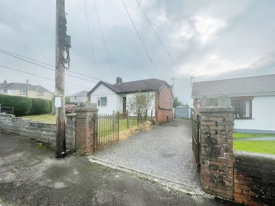Aberhenwaun Uchaf, Seven Sisters, Neath