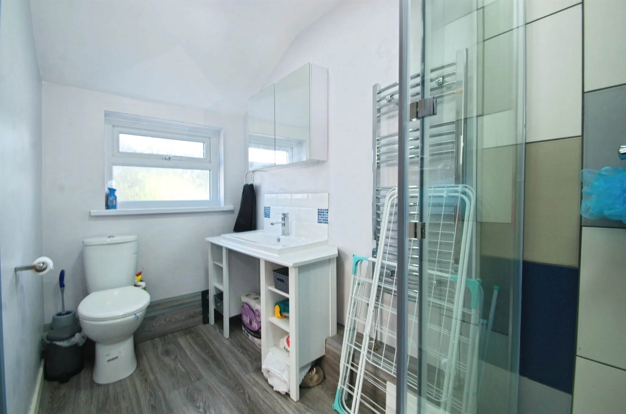 3 bed End of Terrace