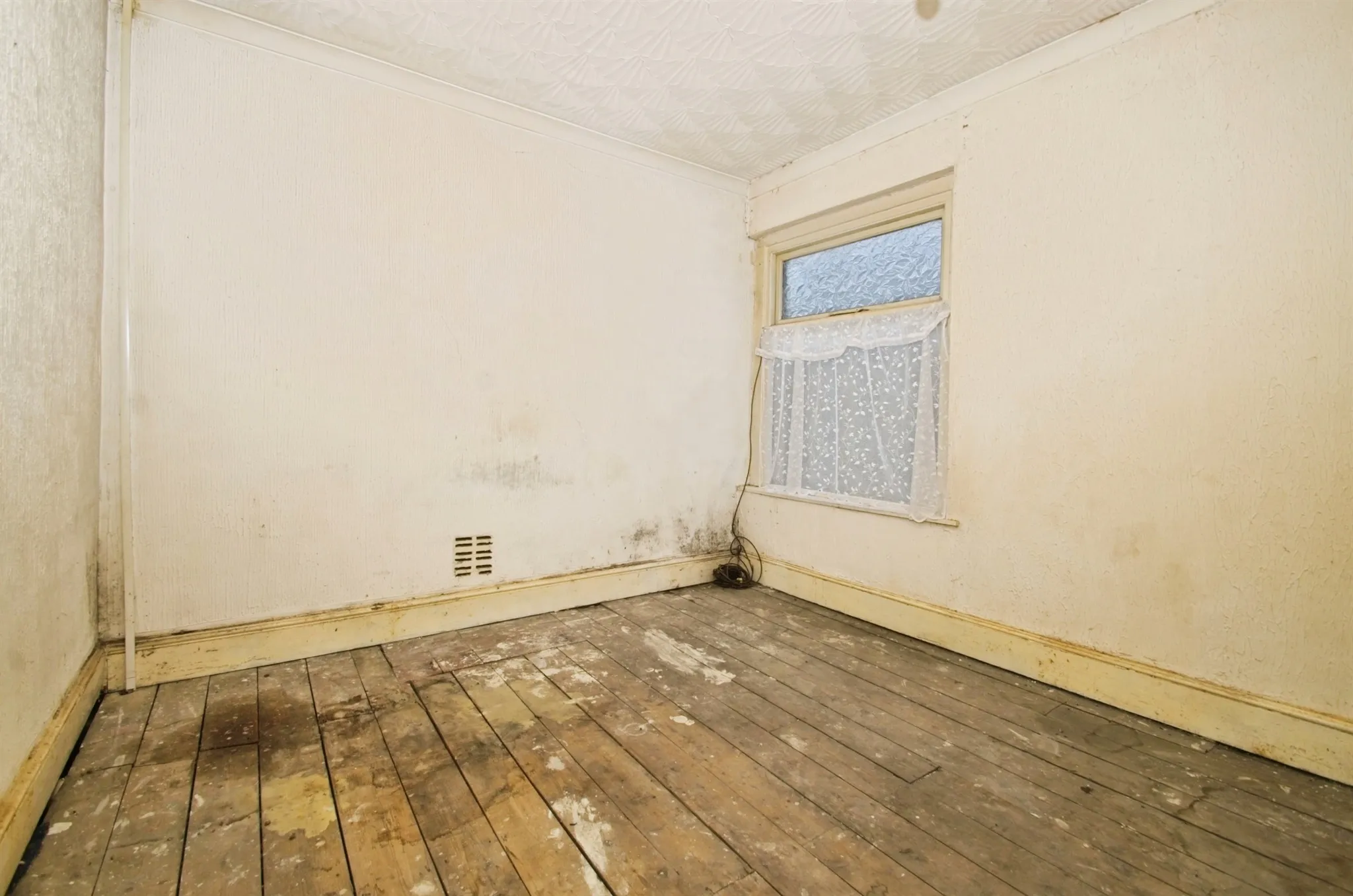 3 bed Terraced