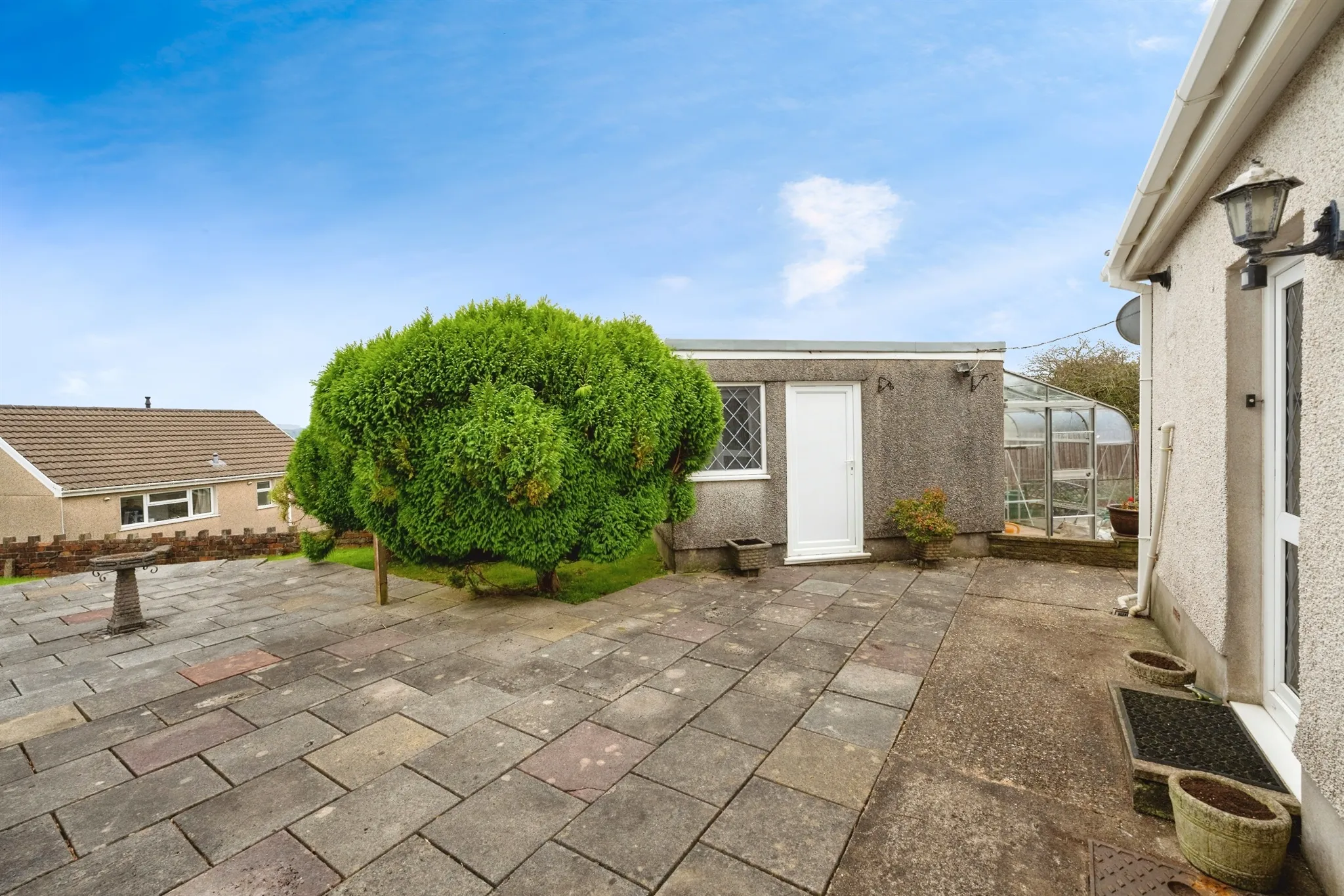 3 bed Detached Bungalow