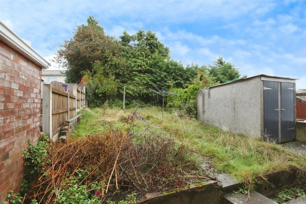 3 bed Terraced