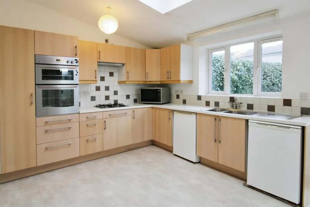 3 bed Semi-Detached