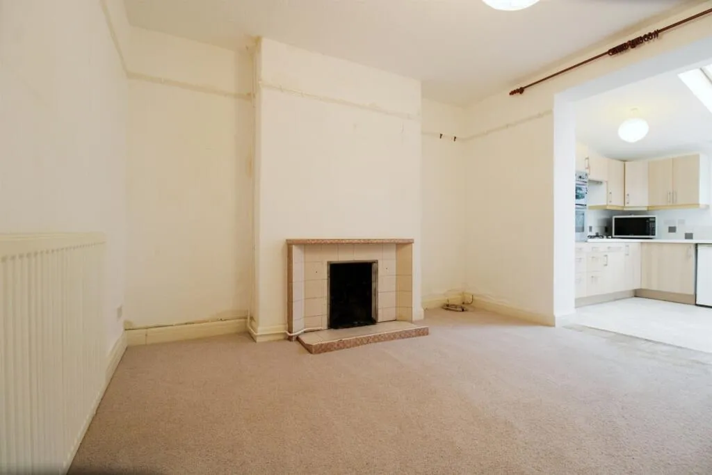 3 bed Semi-Detached