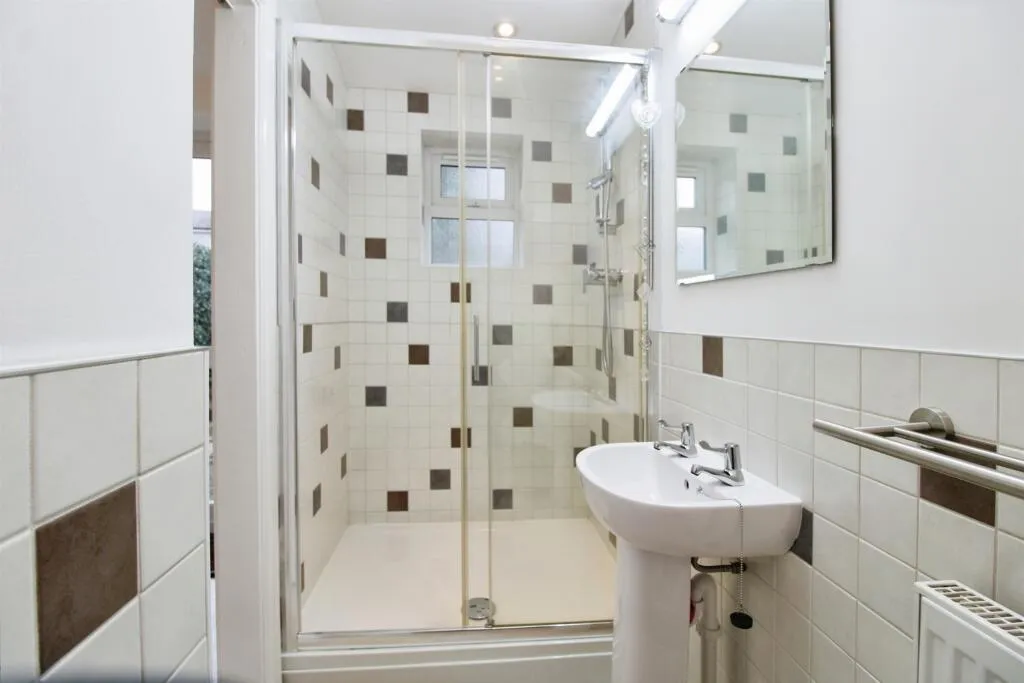 3 bed Semi-Detached