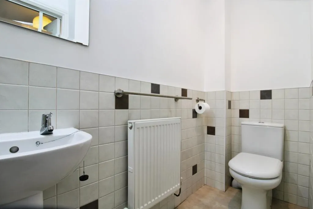 3 bed Semi-Detached