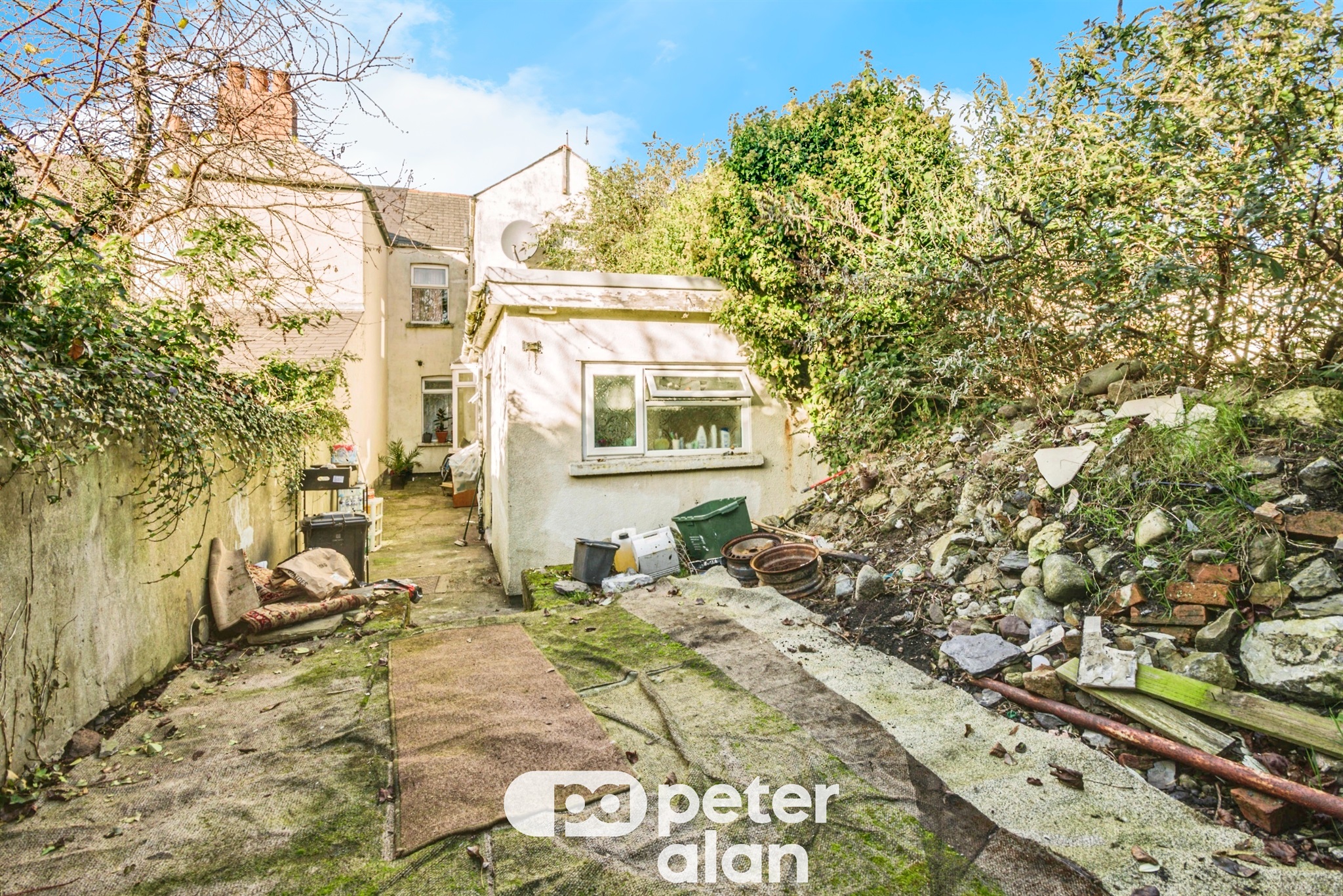4 bed Terraced
