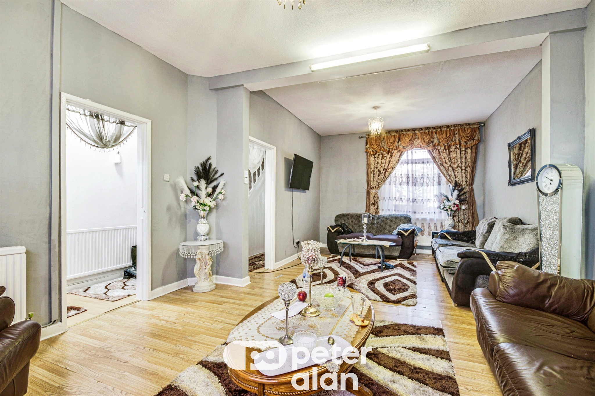 4 bed Terraced