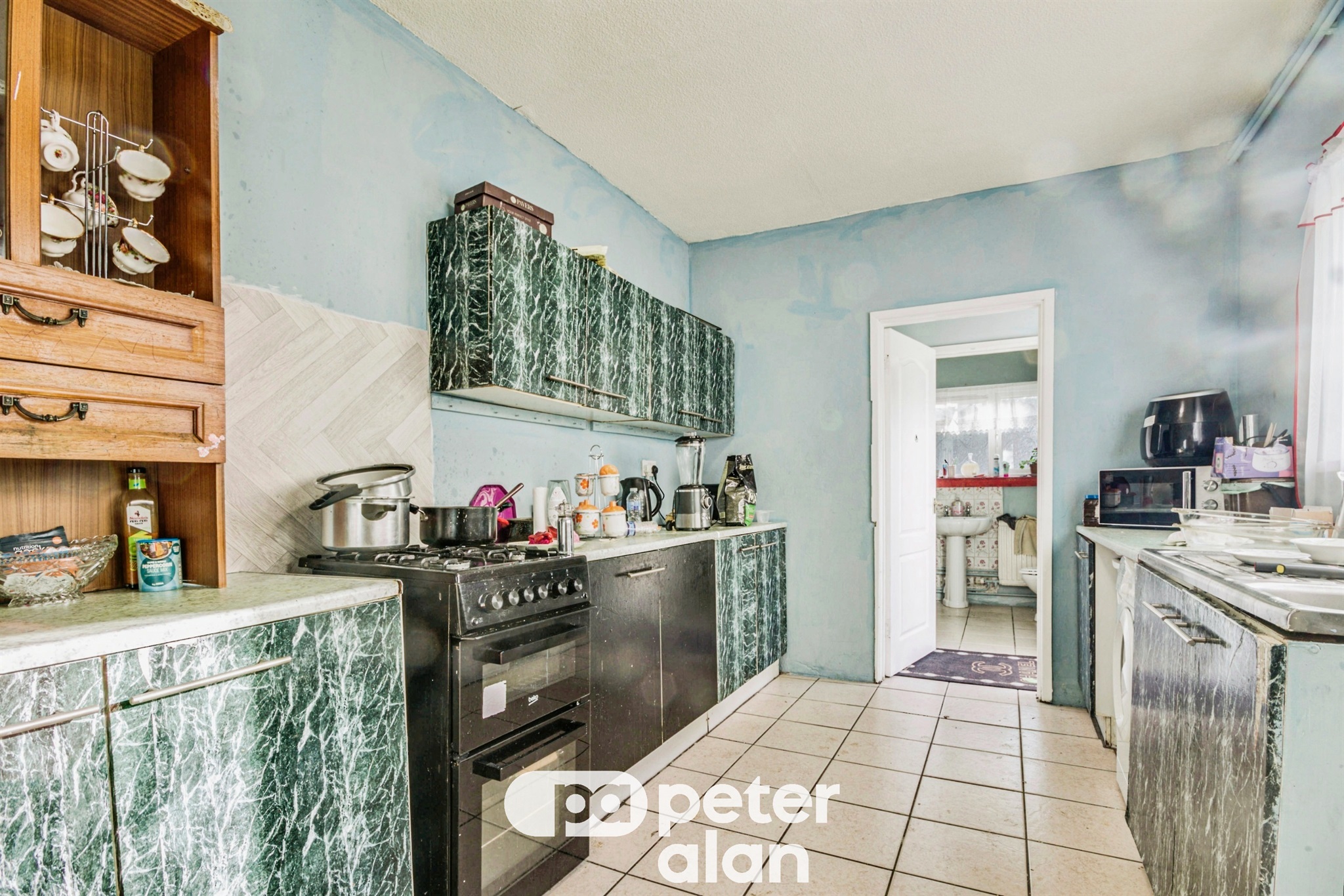 4 bed Terraced