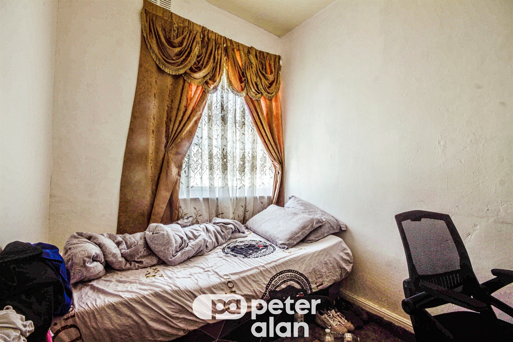 4 bed Terraced