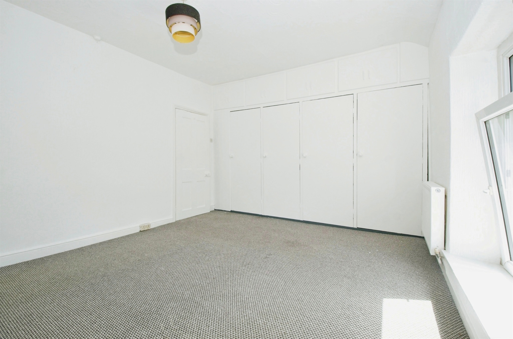 3 bed Terraced