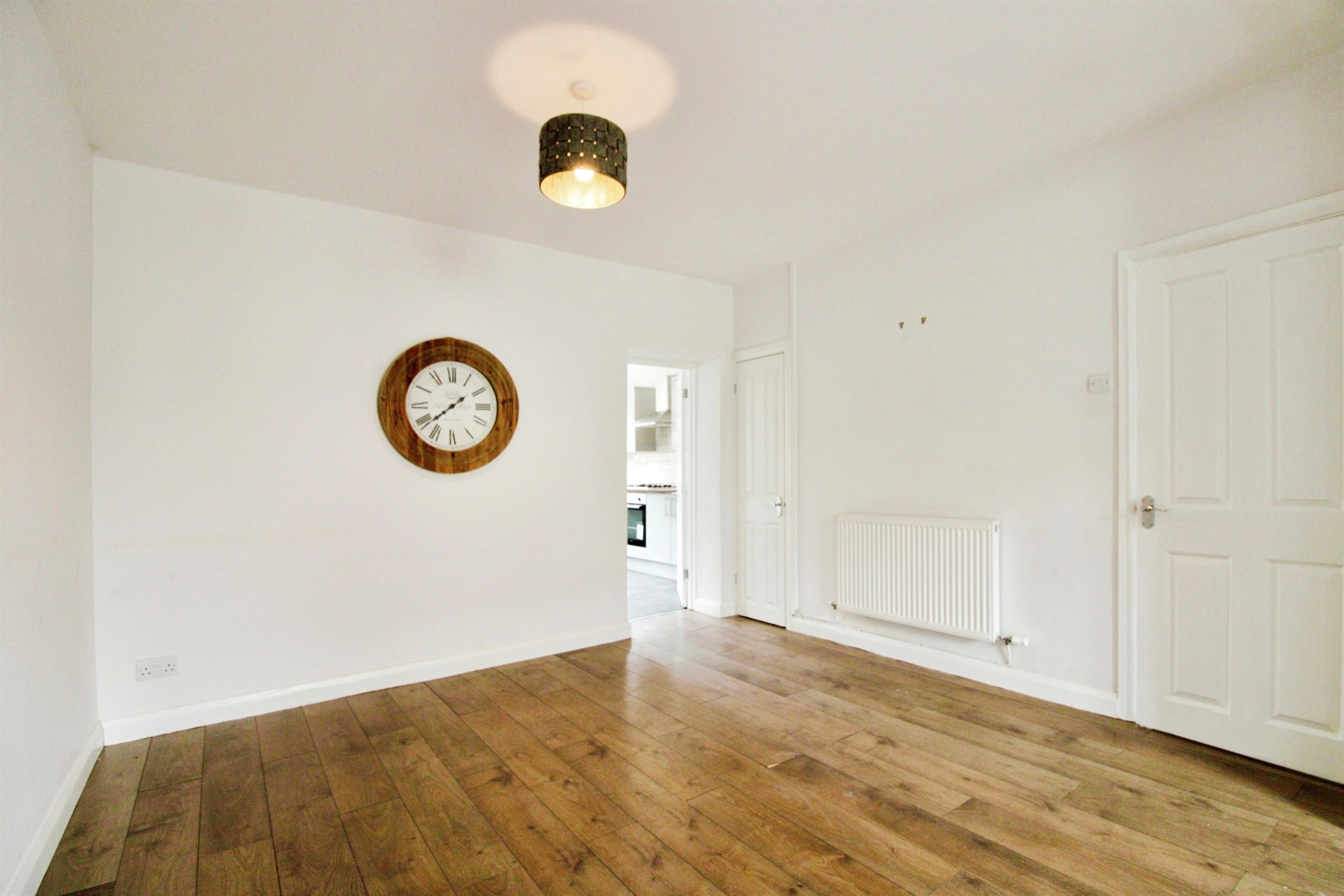 3 bed End of Terrace