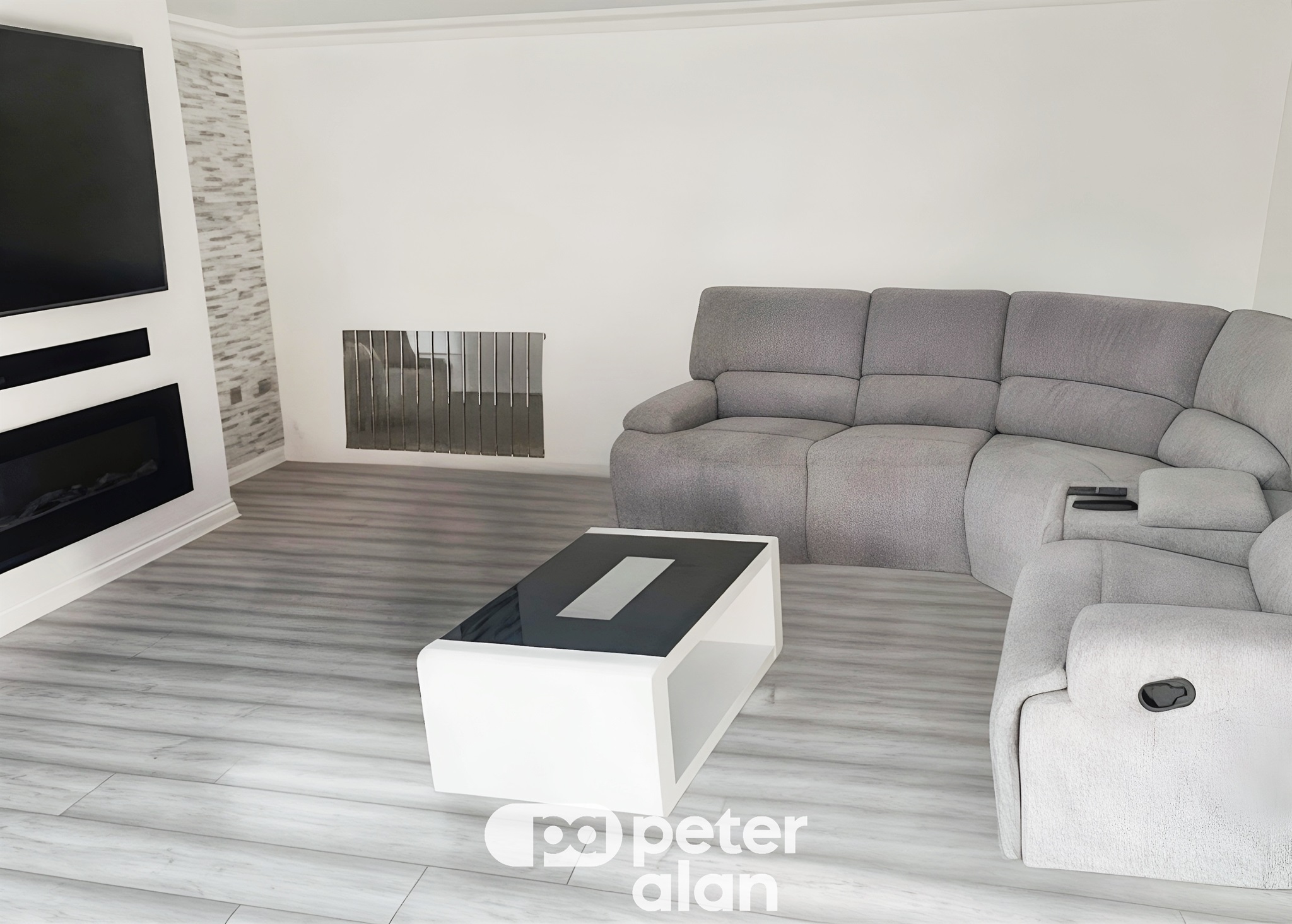 5 bed Detached