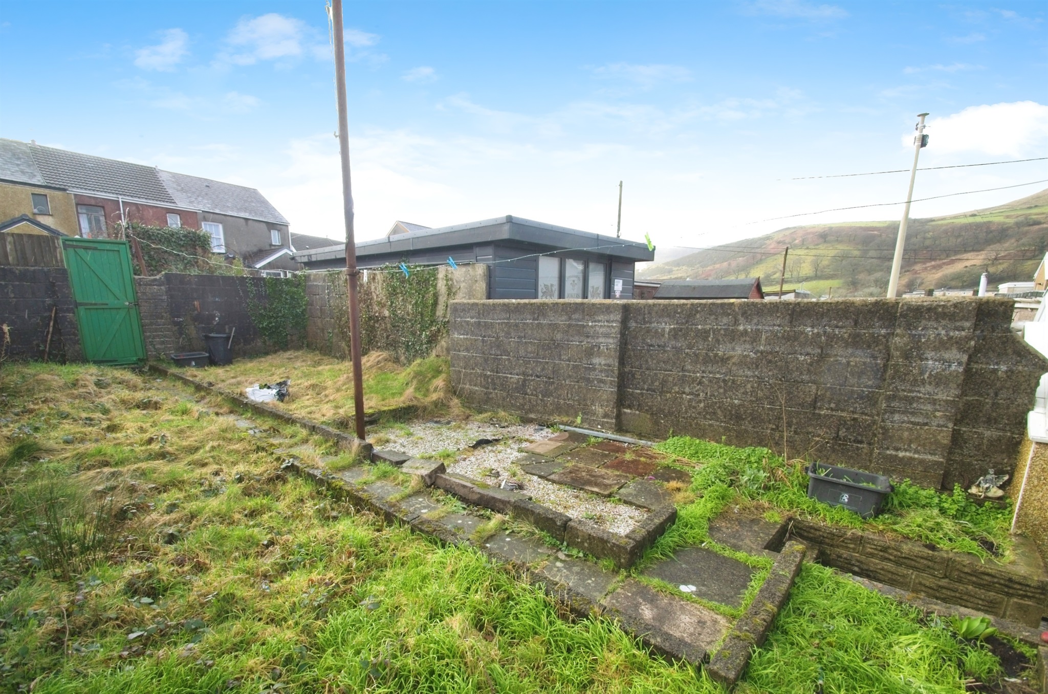 3 bed Terraced