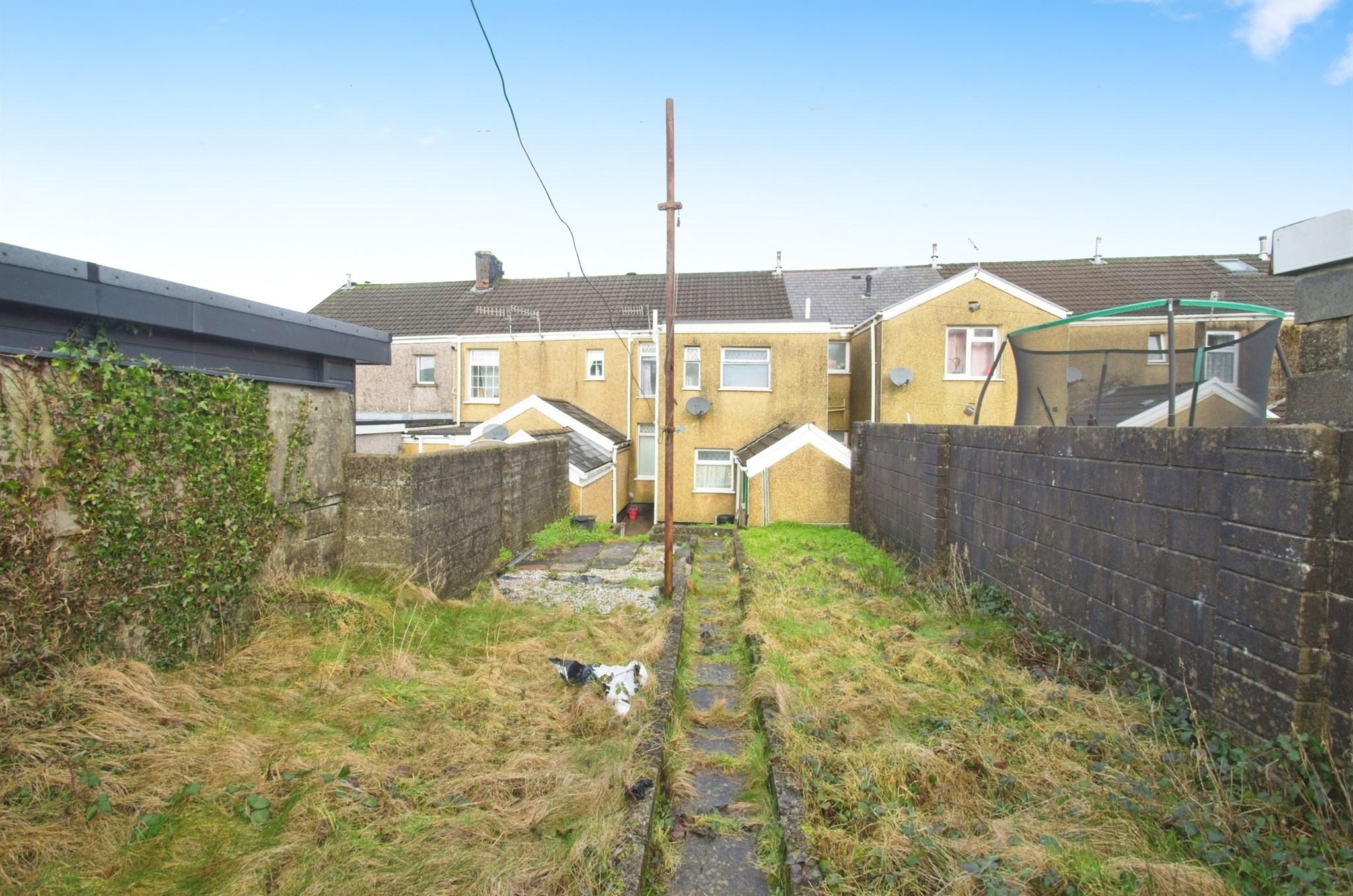 3 bed Terraced