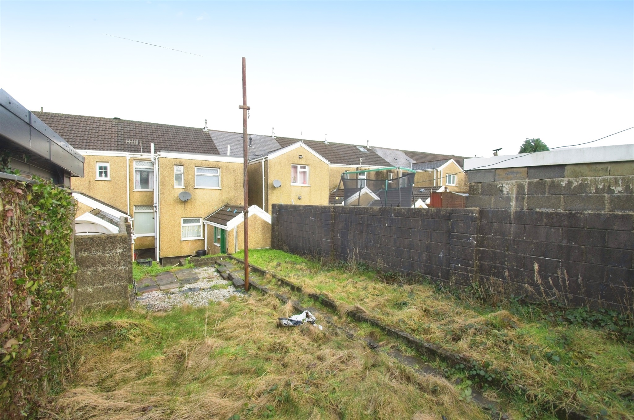 3 bed Terraced