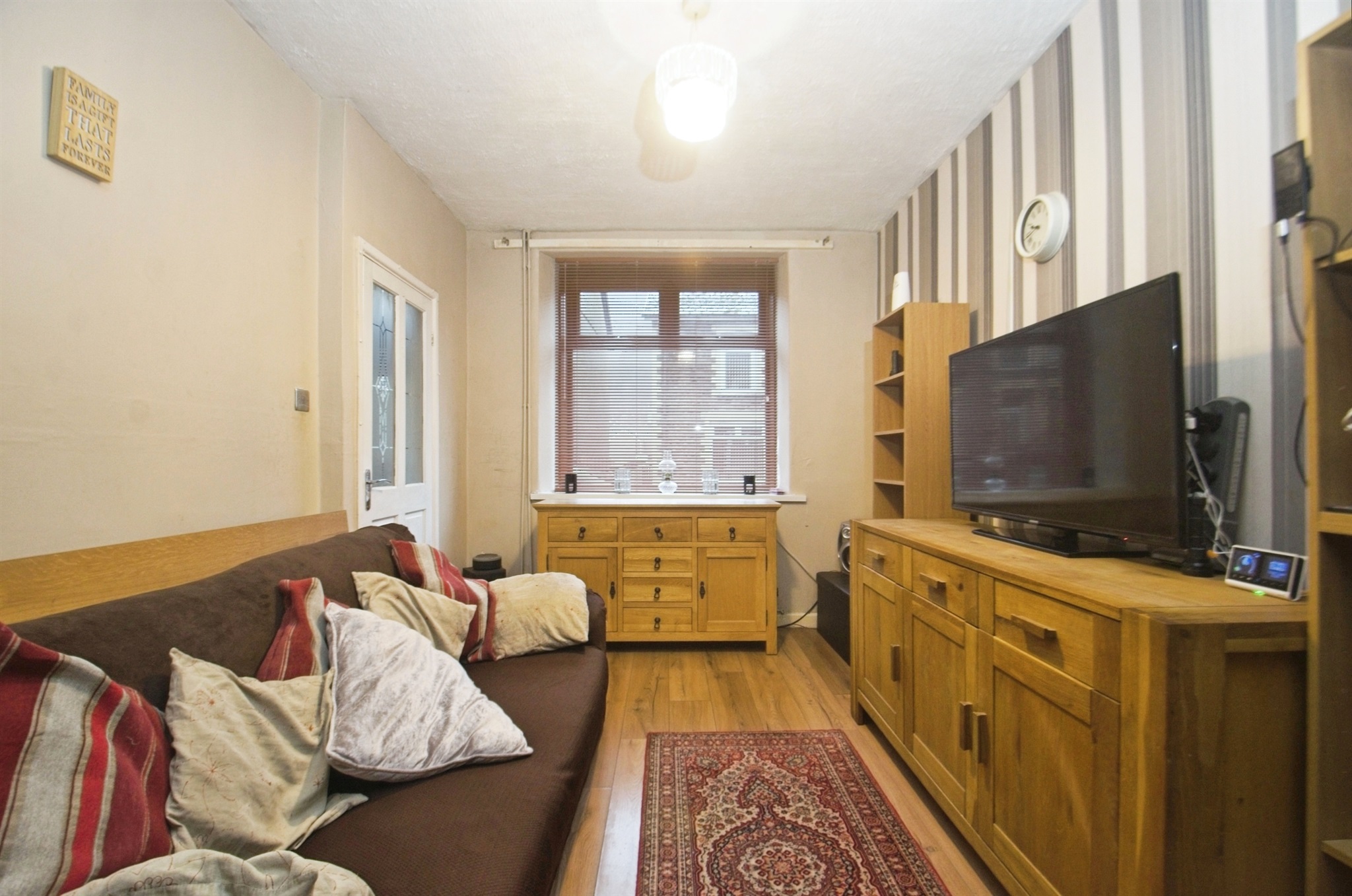 5 bed Semi-Detached