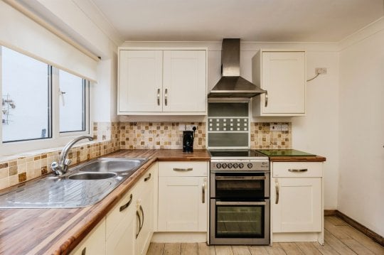 Dynevor Road, Skewen, NEATH
