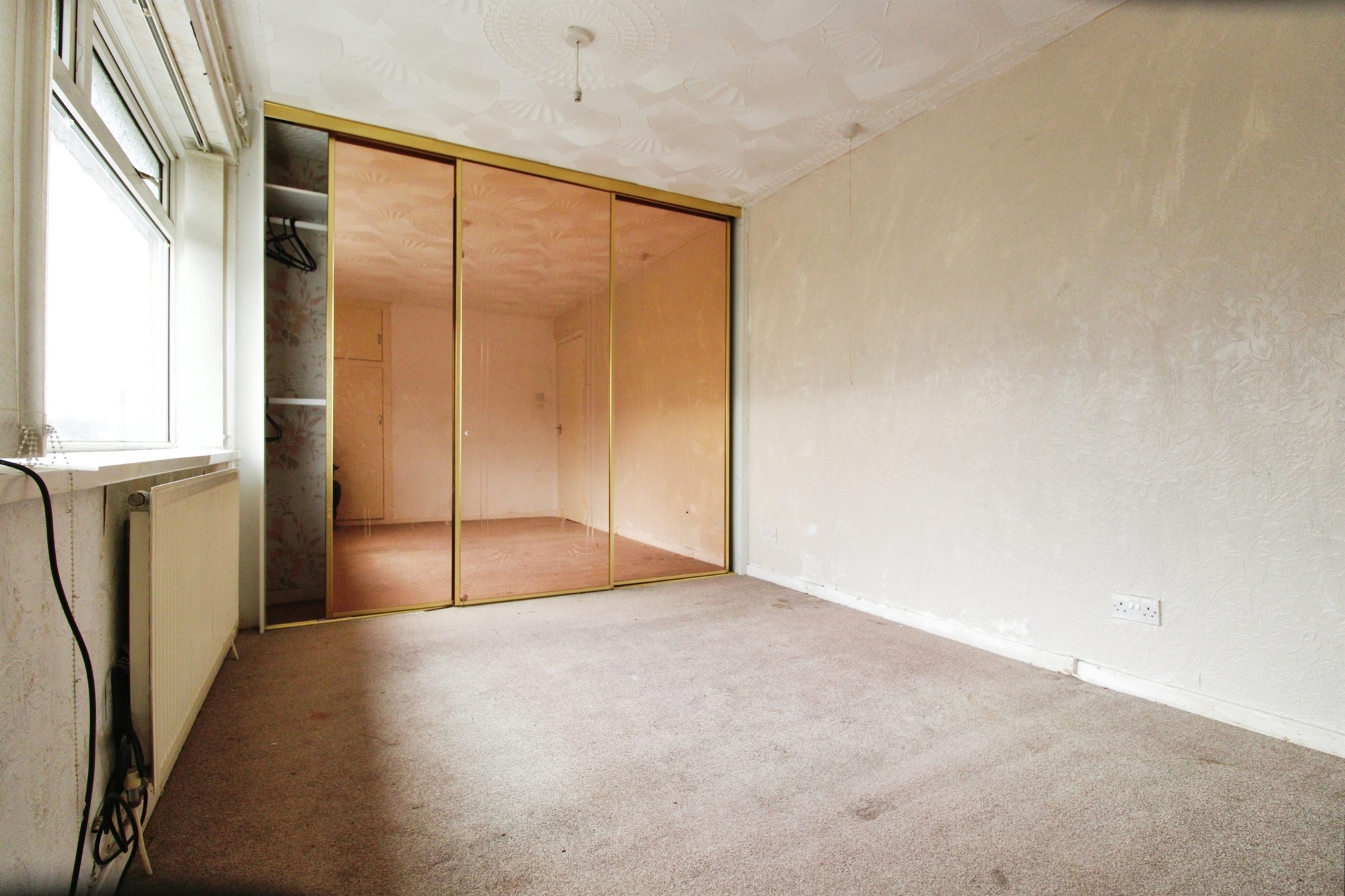 2 bed Semi-Detached