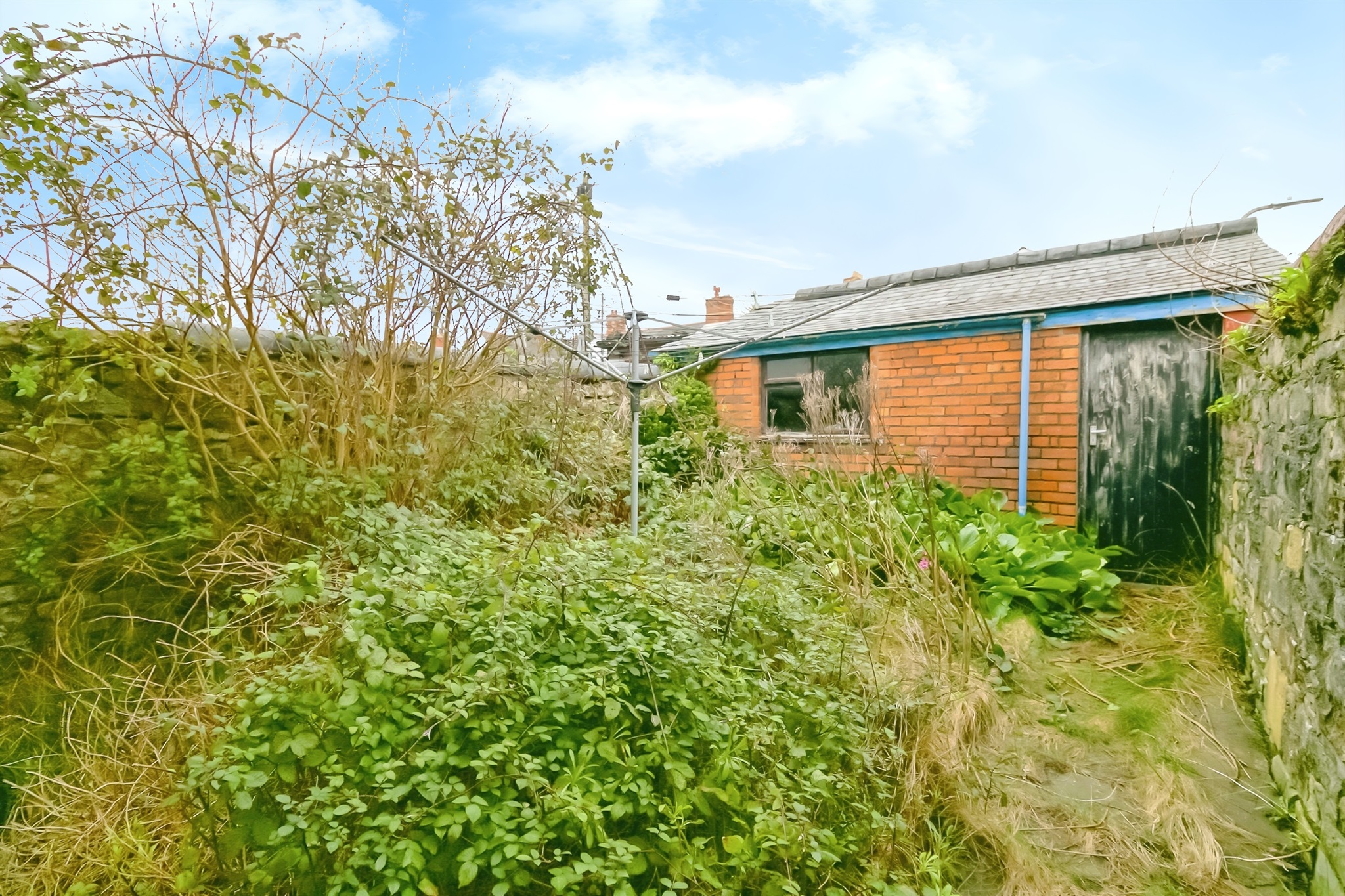 3 bed Terraced