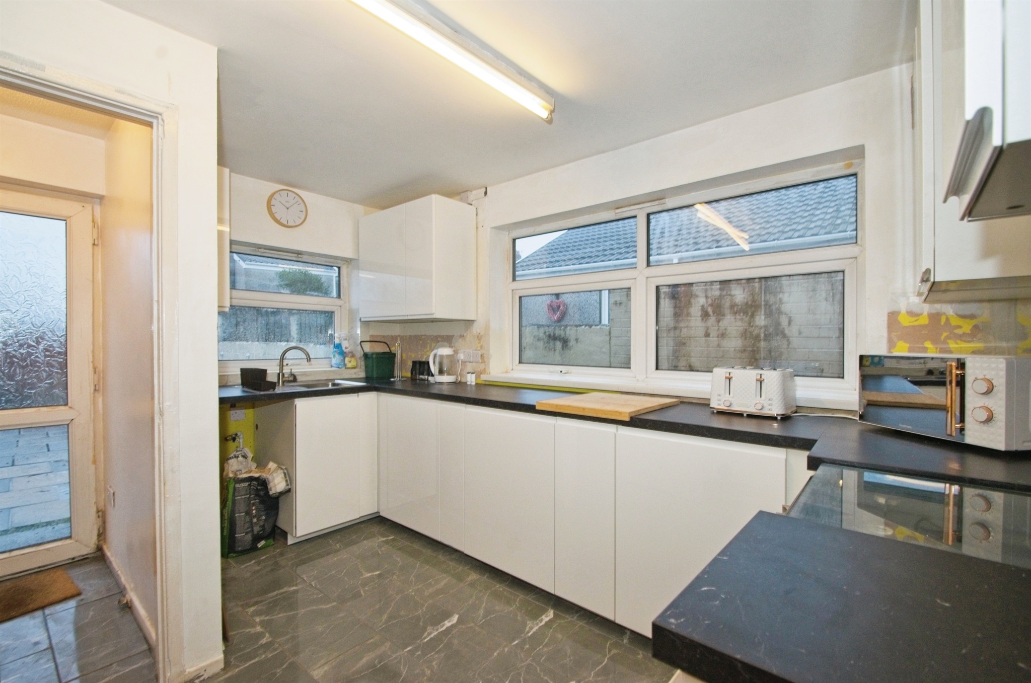 3 bed Semi-Detached