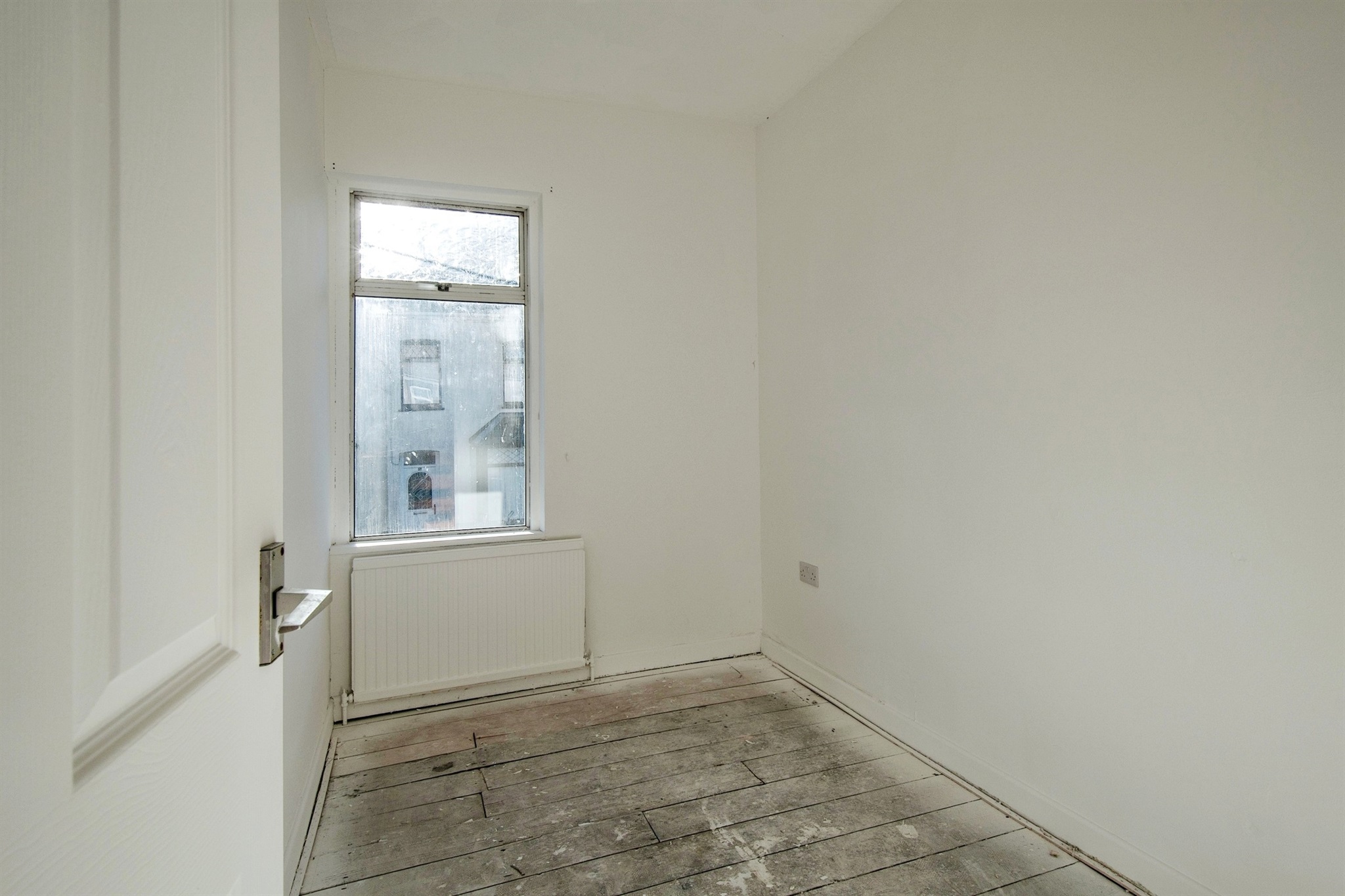 3 bed End of Terrace