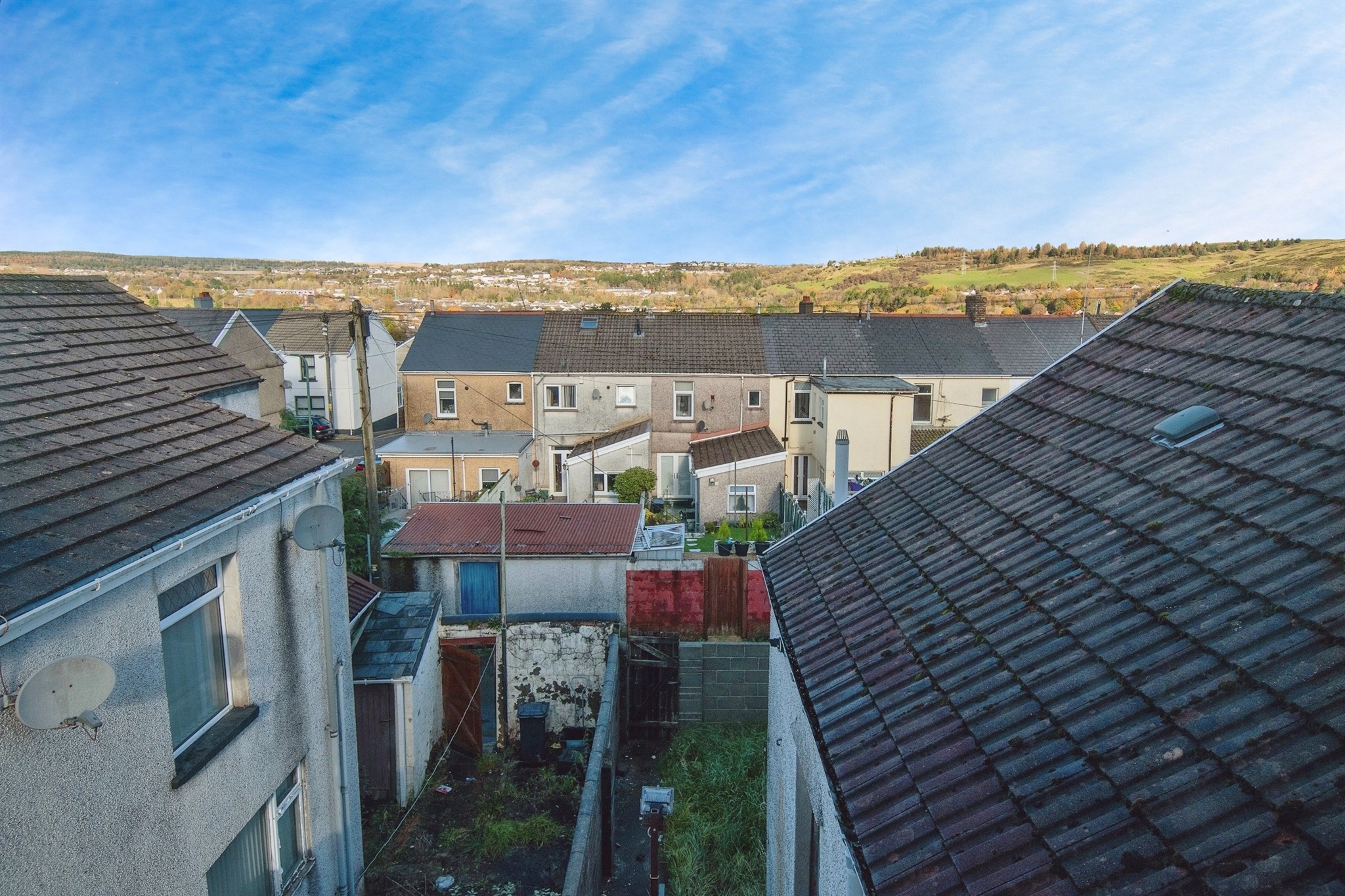 3 bed End of Terrace