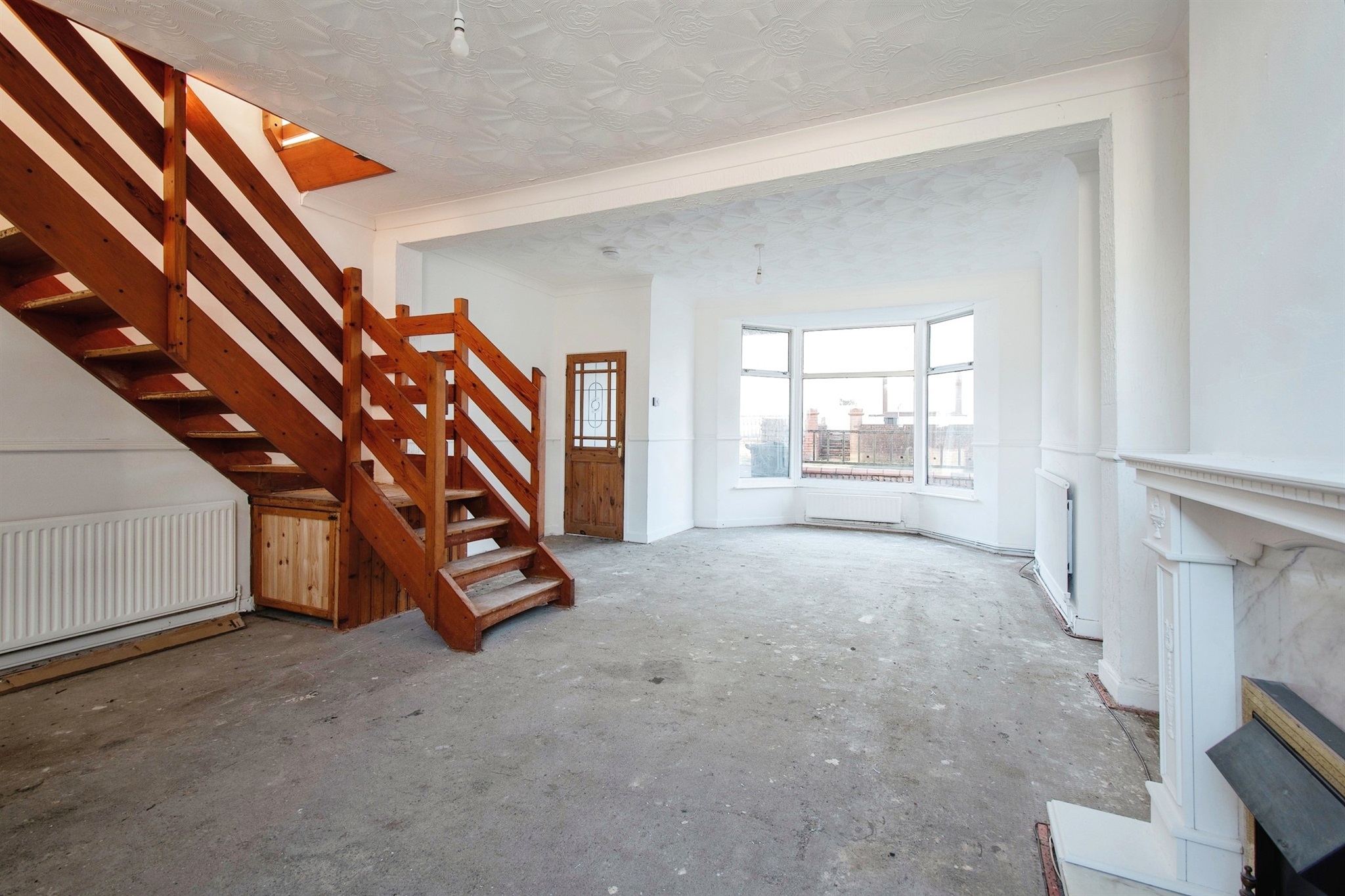 3 bed End of Terrace