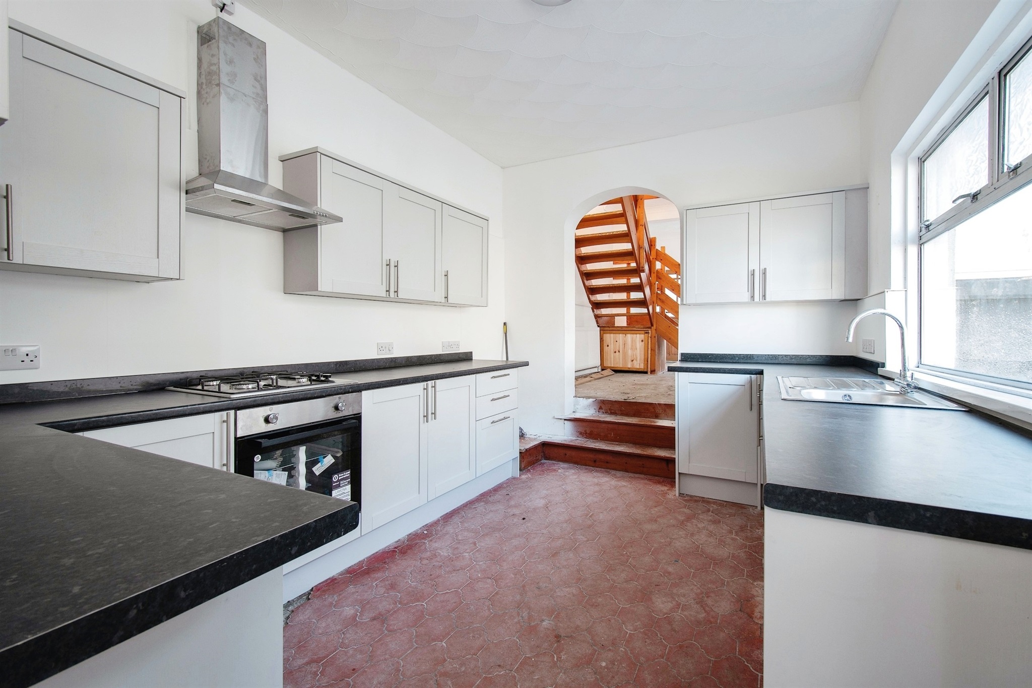 3 bed End of Terrace