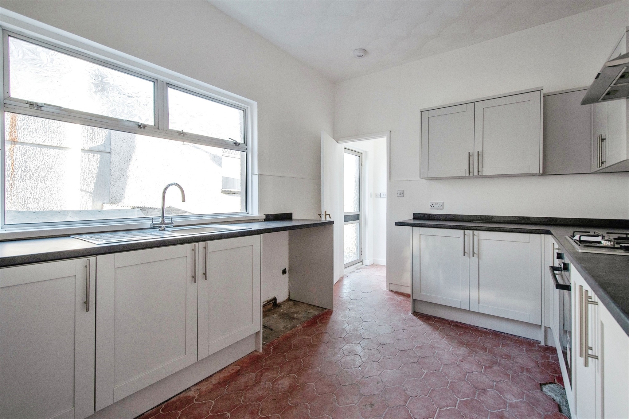 3 bed End of Terrace