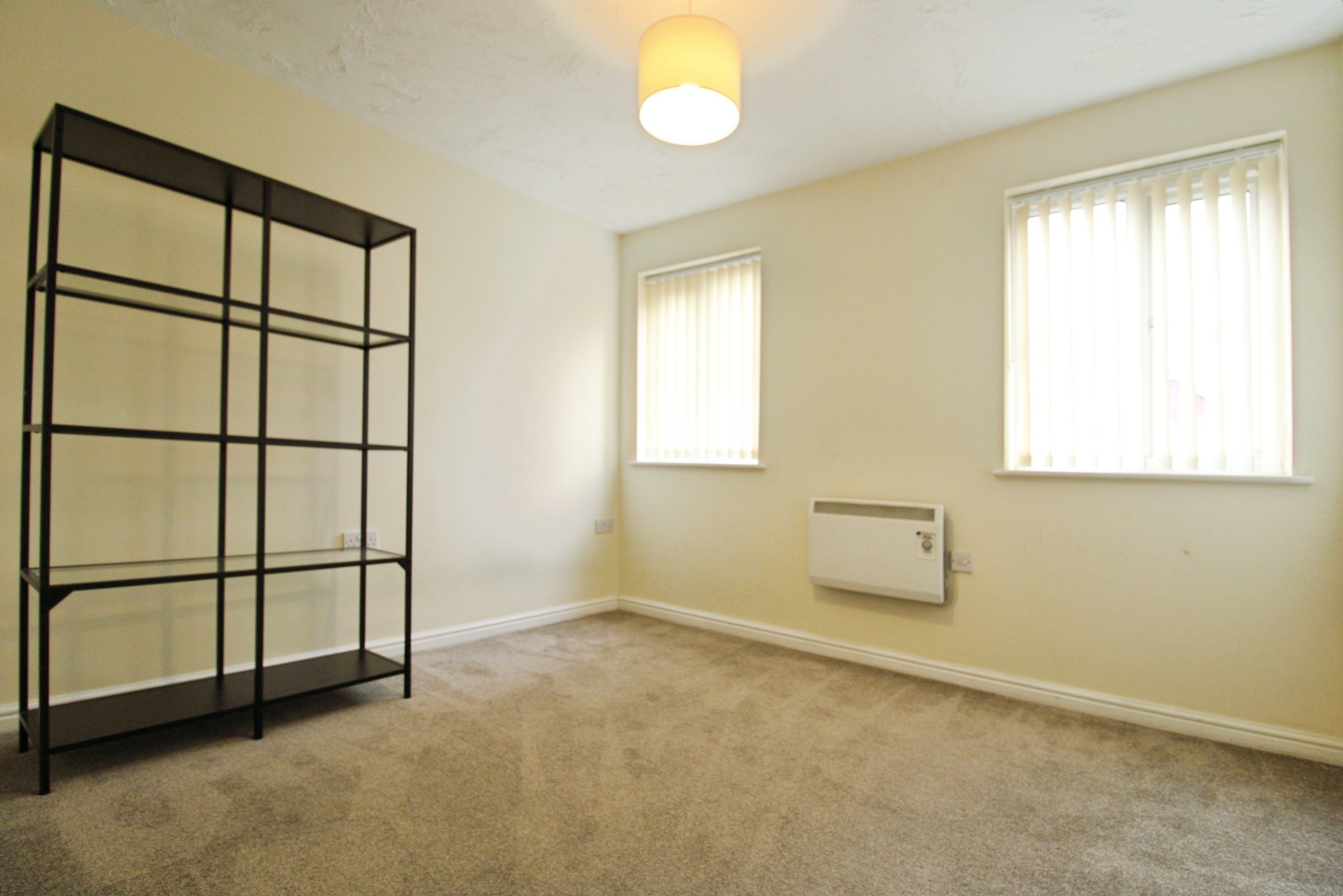 2 bed Ground Flat