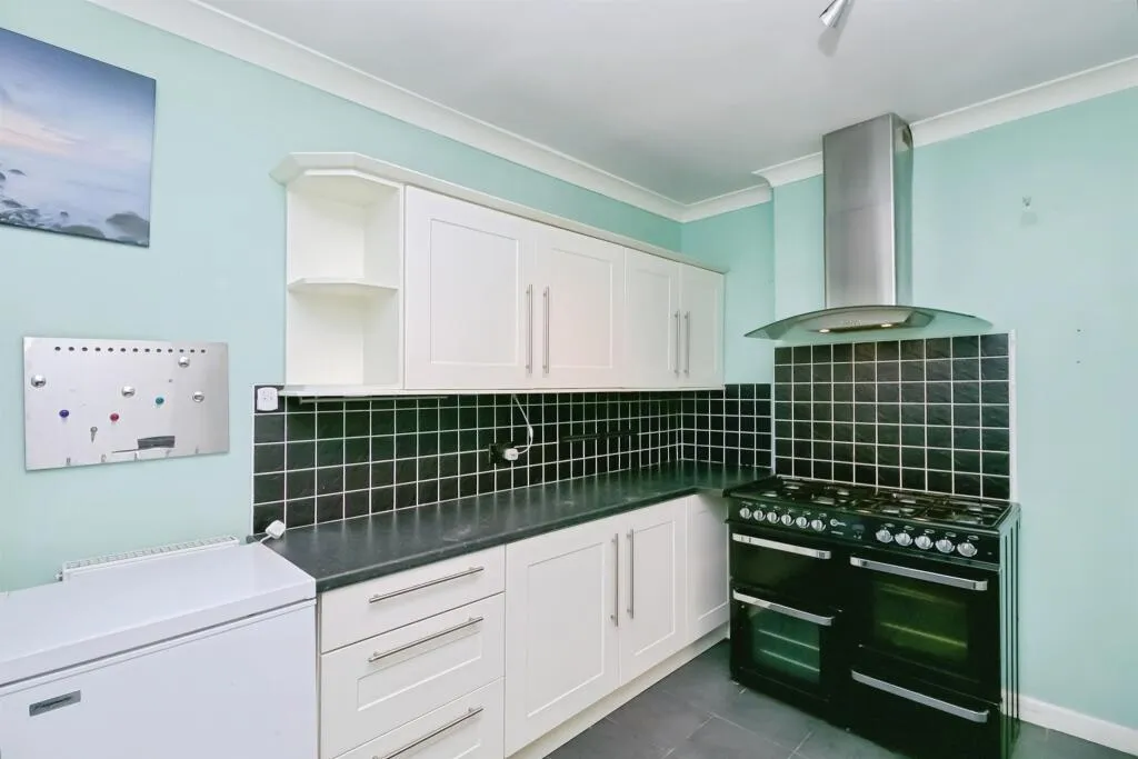 3 bed Terraced