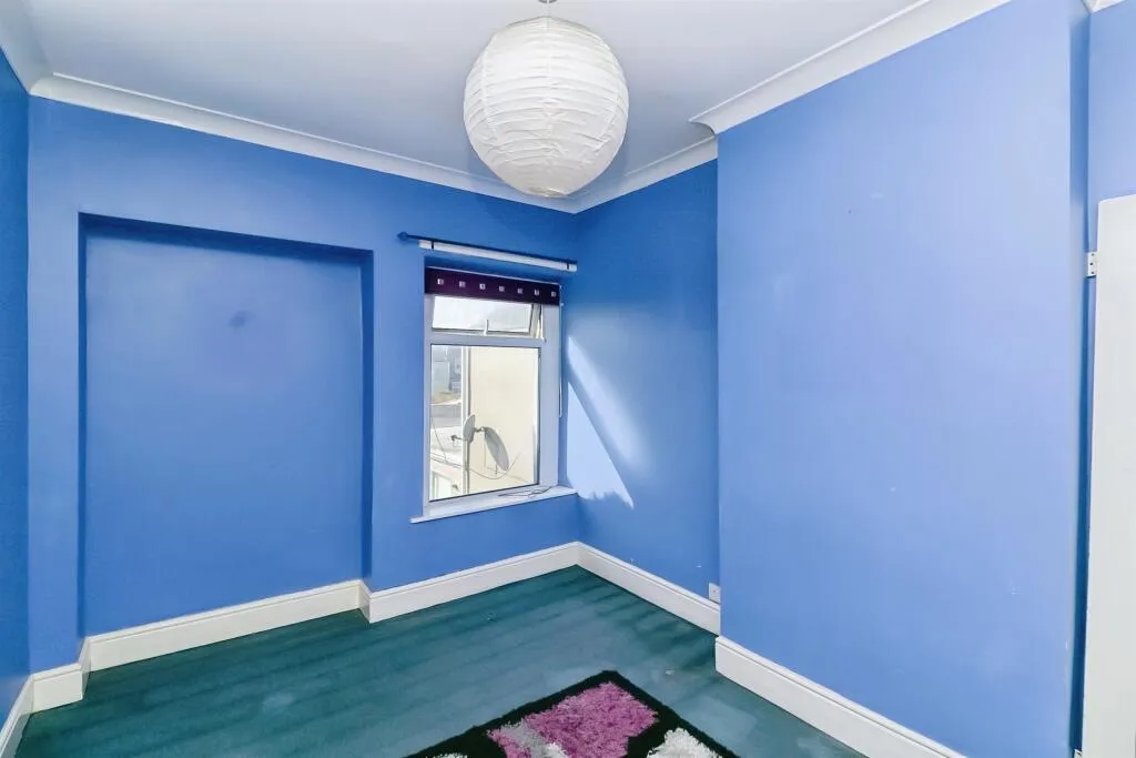 3 bed Terraced