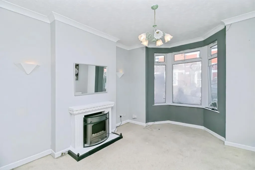 3 bed Terraced