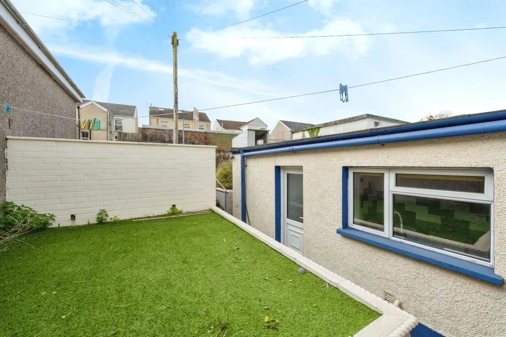 2 bed Cottage