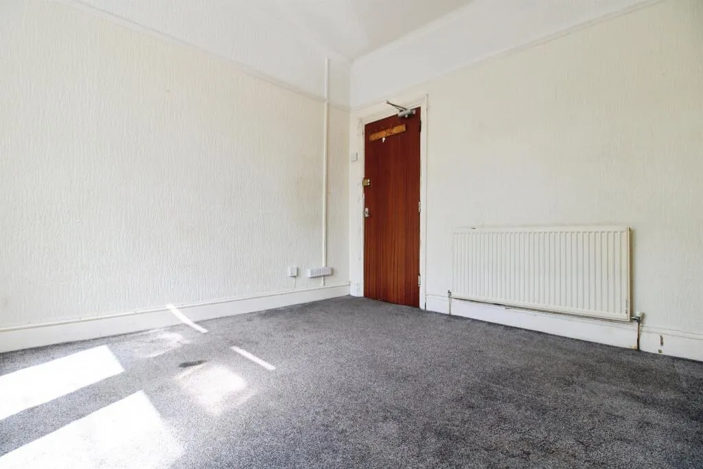 5 bed Terraced