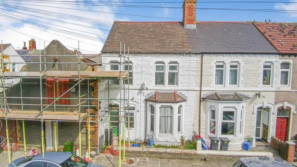 5 bed Terraced