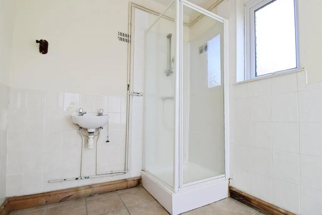 5 bed Terraced