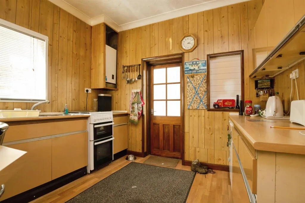 4 bed Terraced