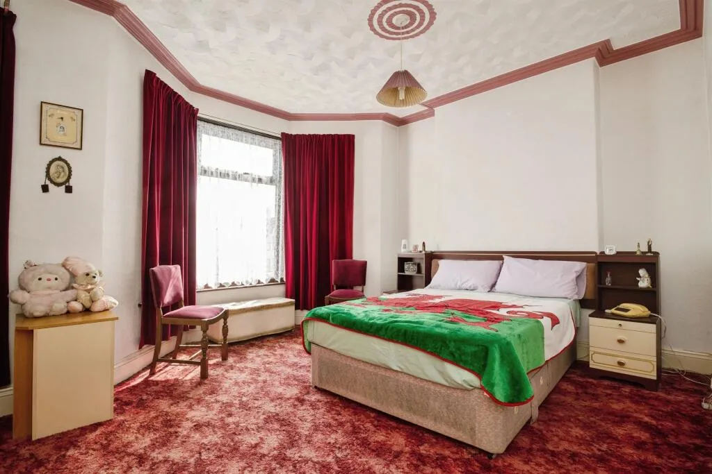 4 bed Terraced