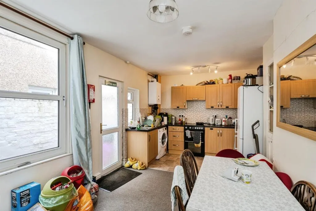 3 bed Terraced