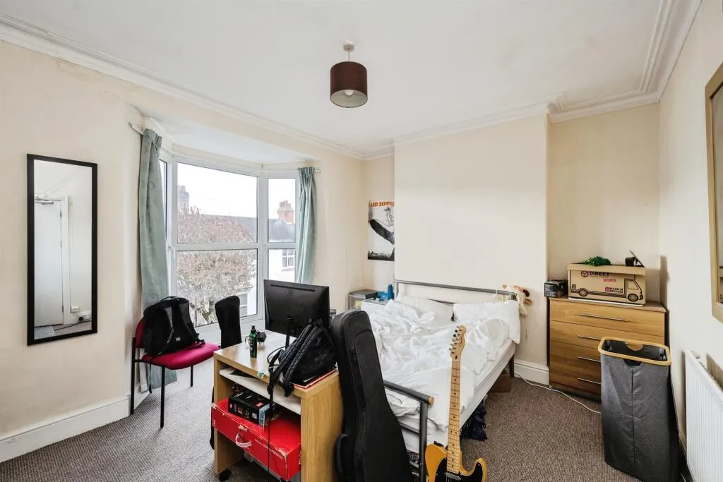 3 bed Terraced