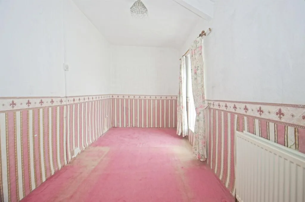 2 bed Terraced