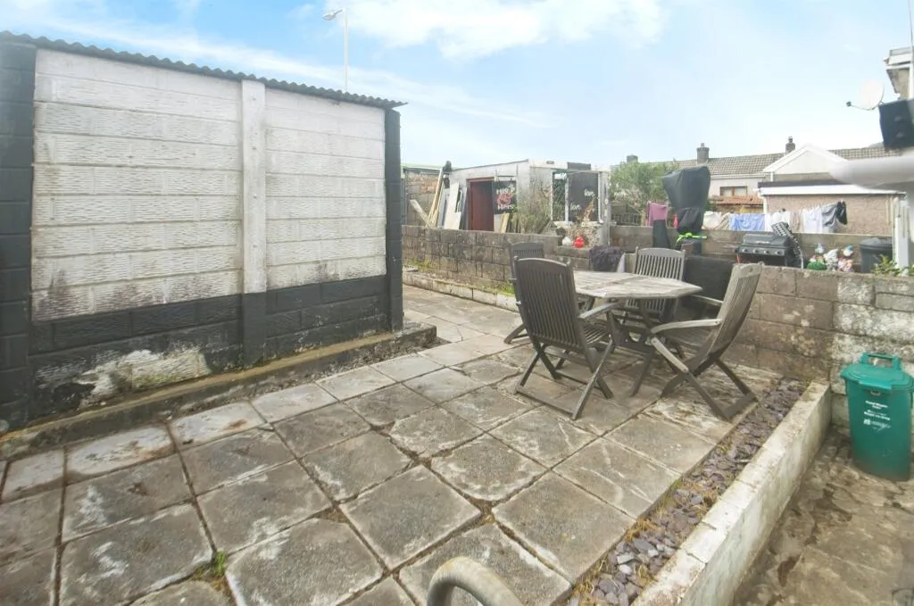 2 bed Terraced