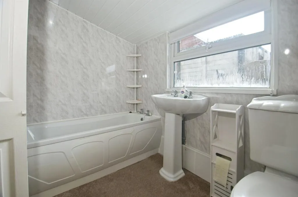 2 bed Terraced