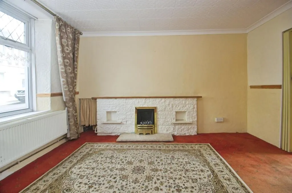 2 bed Terraced