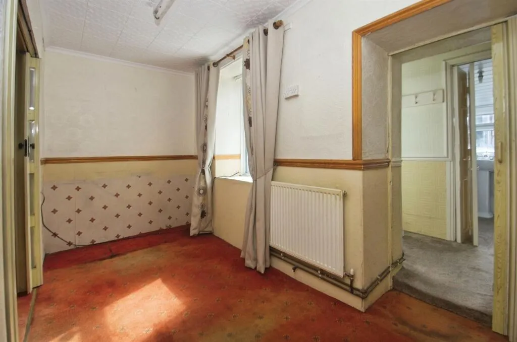 2 bed Terraced