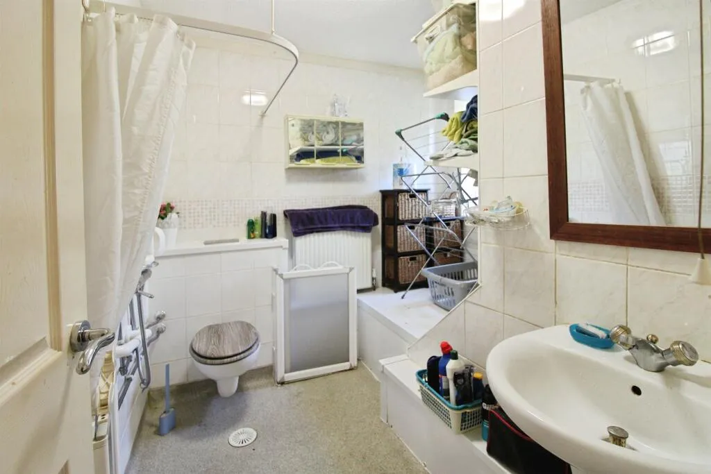 2 bed Terraced