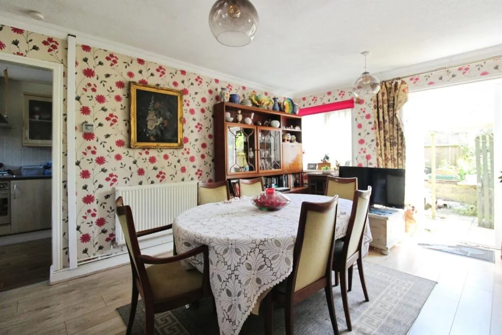 2 bed Terraced