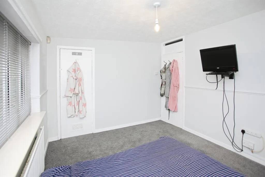 3 bed Terraced