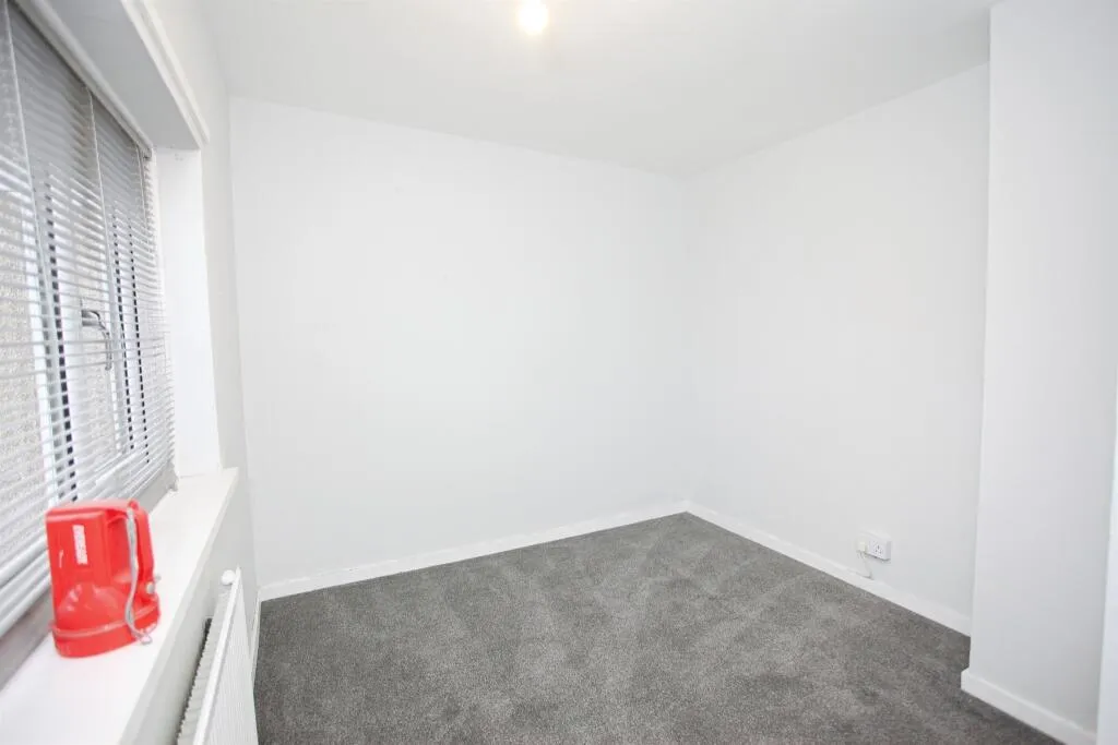 3 bed Terraced